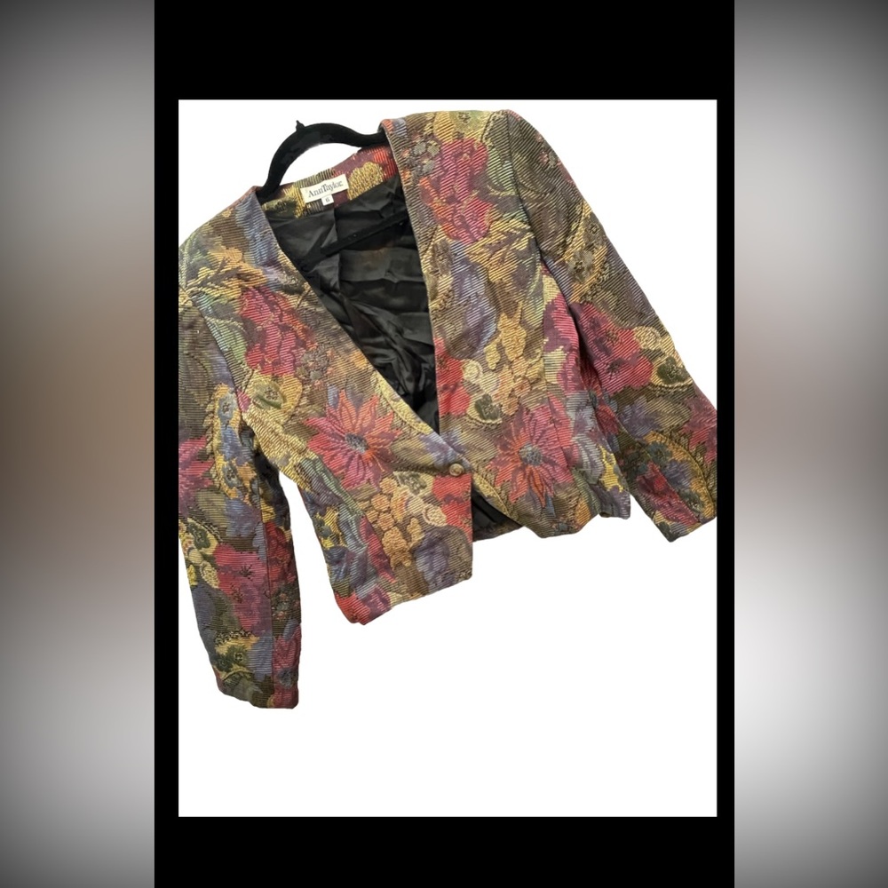 Ann Taylor Vintage Tapestry Great Color Blazer Size 6